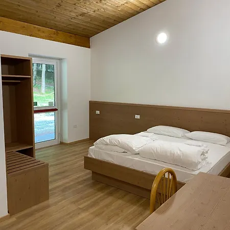 Hotel Rifugio Pian dei Ciclamini Lusevera Esterno foto